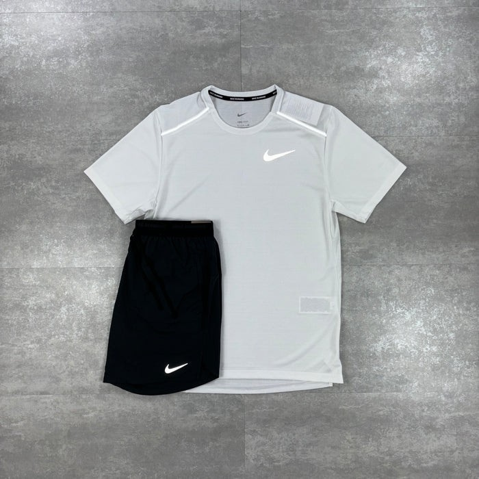 Complete White T-shirt & Black Shorts Nike Miller Set